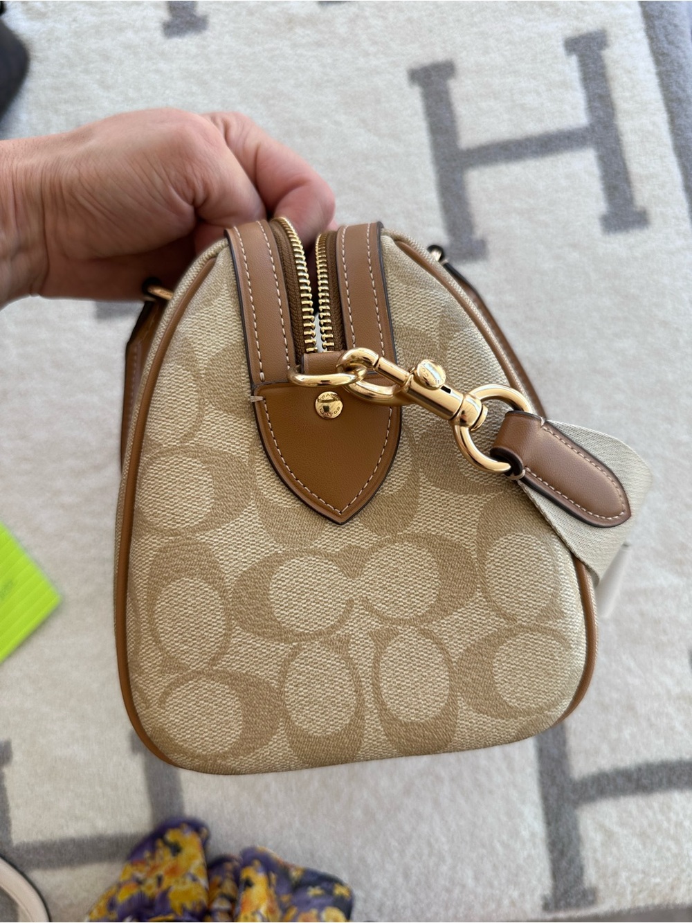 Coach Beige and Ivory Signature Barrel Satchel with Detachable Strap - Picture 7 of 14